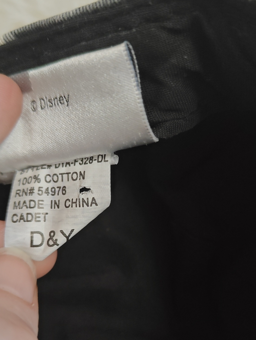 Y2K Disneyland Pirates of the Caribbean, Skull Patch Cap Black, Gray, White Camo - Picture 8 of 8